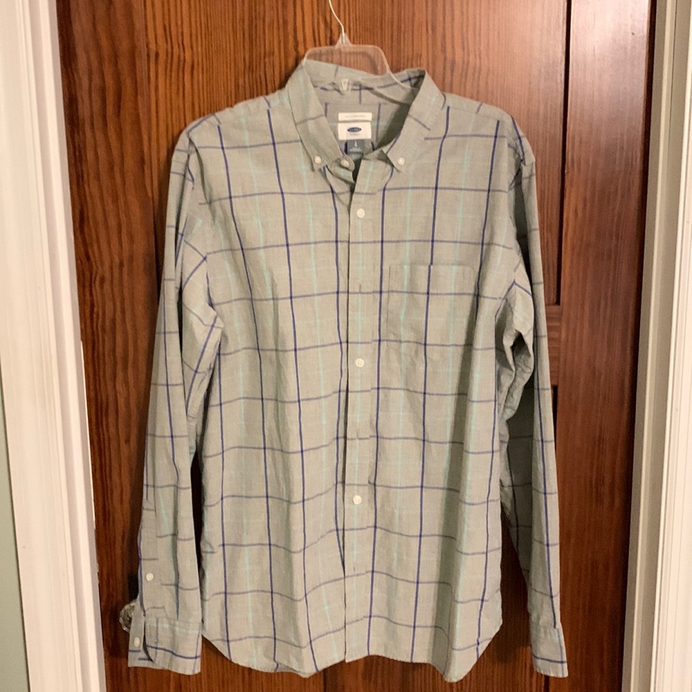 Men’s Old Navy Button Down Size L